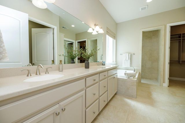 2234 Via Vita, Oakdale, CA 95361