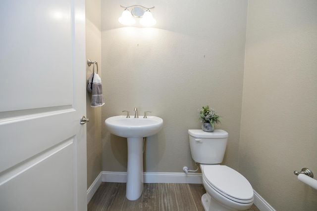 2234 Via Vita, Oakdale, CA 95361
