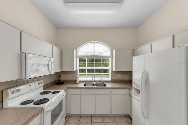 7816 MARIGOLD AVENUE, Tampa, FL 33614