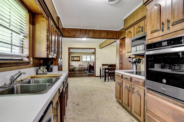 27160 State Highway 56, Whitesboro, TX 76273