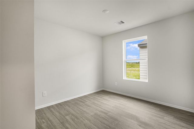 881 Road 590114, Cleveland, TX 77327