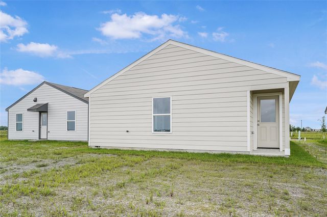 881 Road 590114, Cleveland, TX 77327