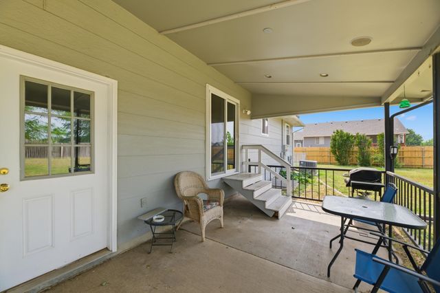 275 S Marlen Dr, Haysville, KS 67060