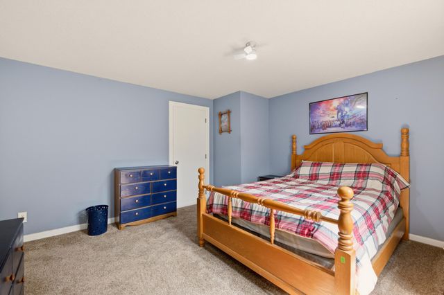 275 S Marlen Dr, Haysville, KS 67060