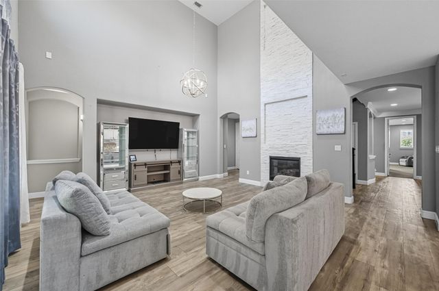 2413 Barton Creek Boulevard, The Colony, TX 75056