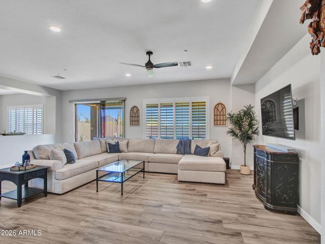 41207 N LYTHAM Court, Anthem, AZ 85086