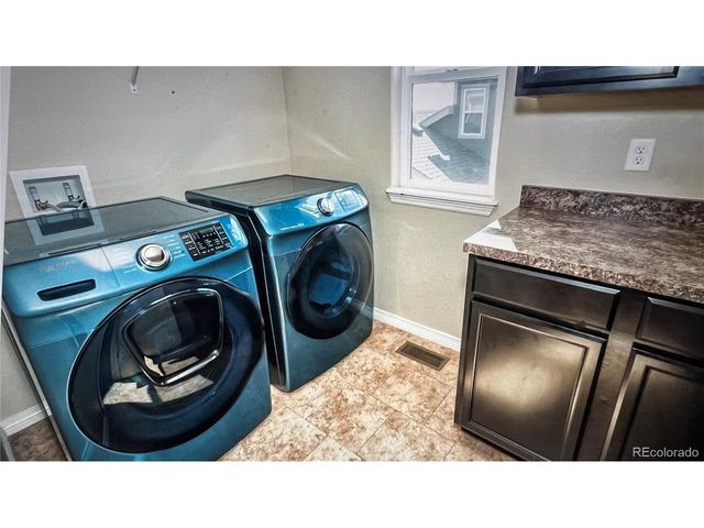 533 Wrangell Ln, Berthoud, CO 80513