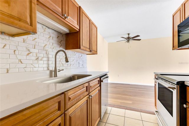 1695 LEE ROAD E103, Winter Park, FL 32789