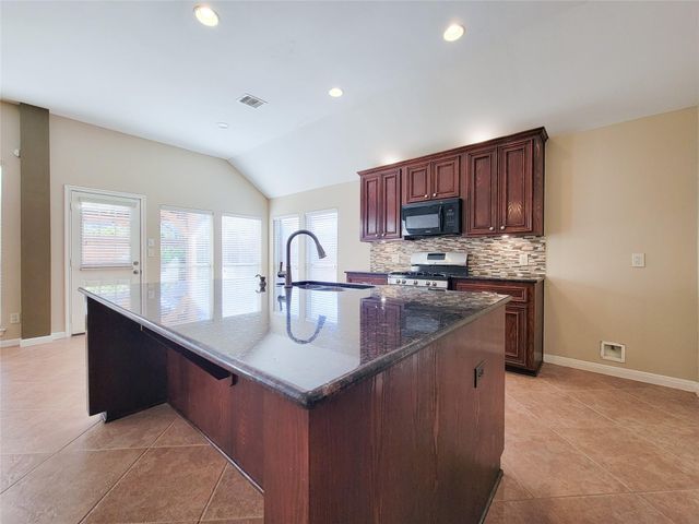 9514 Garnet Falls Lane, Humble, TX 77396