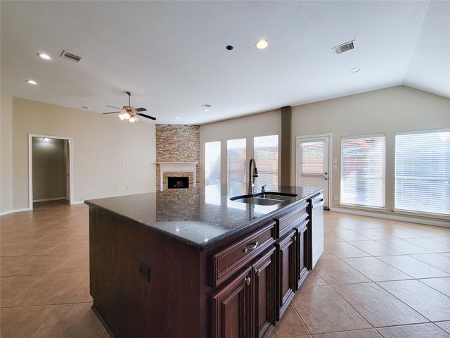 9514 Garnet Falls Lane, Humble, TX 77396