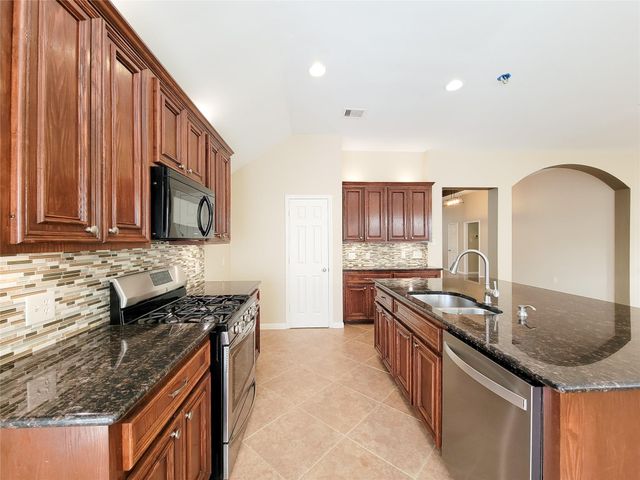 9514 Garnet Falls Lane, Humble, TX 77396