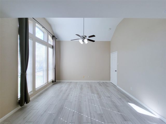 9514 Garnet Falls Lane, Humble, TX 77396