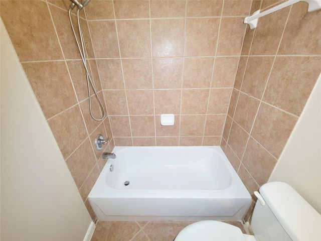 9514 Garnet Falls Lane, Humble, TX 77396