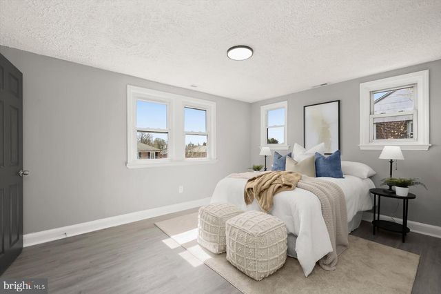 750 CHARING CROSS RD, Baltimore, MD 21229