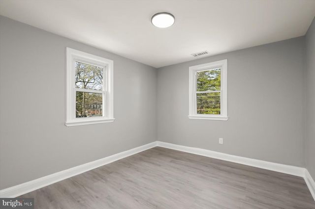 750 CHARING CROSS RD, Baltimore, MD 21229