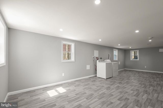 750 CHARING CROSS RD, Baltimore, MD 21229