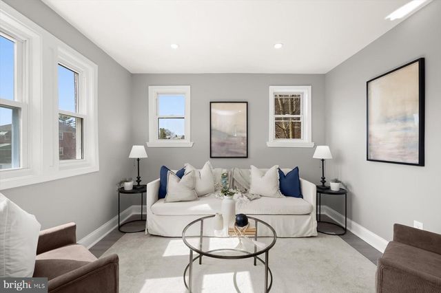 750 CHARING CROSS RD, Baltimore, MD 21229