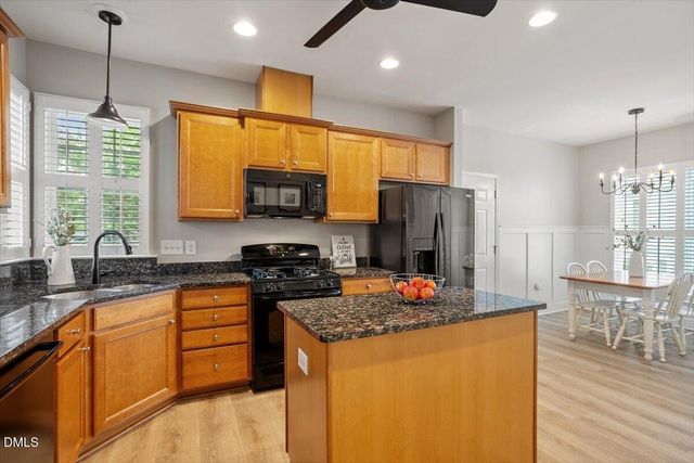 527 Tomkins Loop, Cary, NC 27519