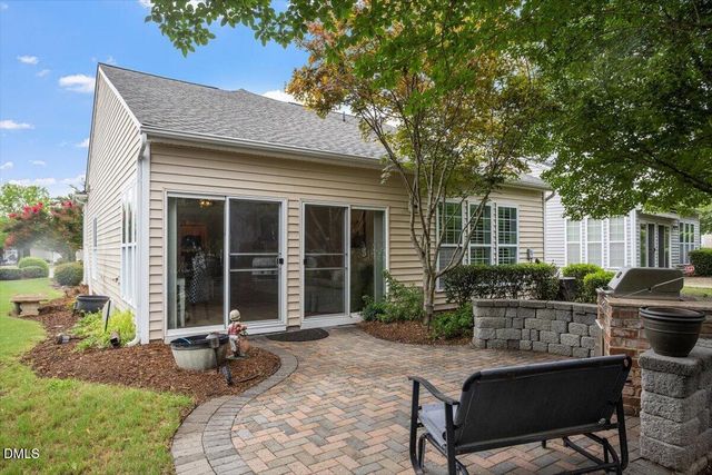 527 Tomkins Loop, Cary, NC 27519