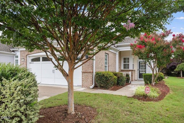 527 Tomkins Loop, Cary, NC 27519