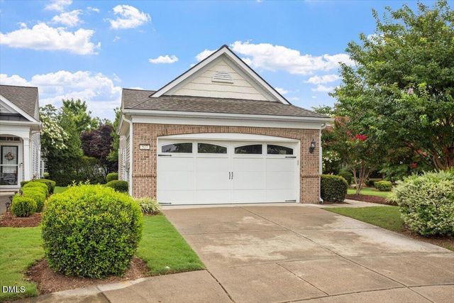 527 Tomkins Loop, Cary, NC 27519