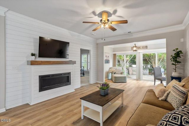 527 Tomkins Loop, Cary, NC 27519