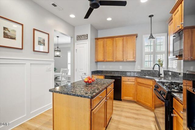 527 Tomkins Loop, Cary, NC 27519