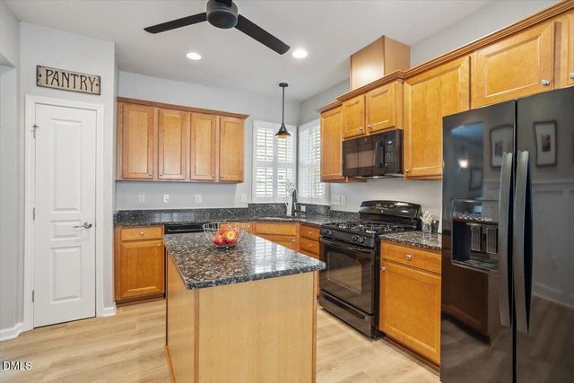 527 Tomkins Loop, Cary, NC 27519