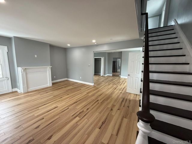 7 Mulberry Street, Middletown, NY 10940