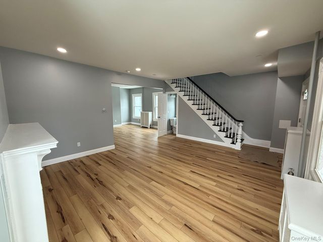 7 Mulberry Street, Middletown, NY 10940