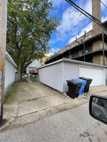 6065 N Hermitage Avenue, Chicago, IL 60660