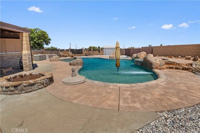 12210 Larch Street, Oak Hills, CA 92344