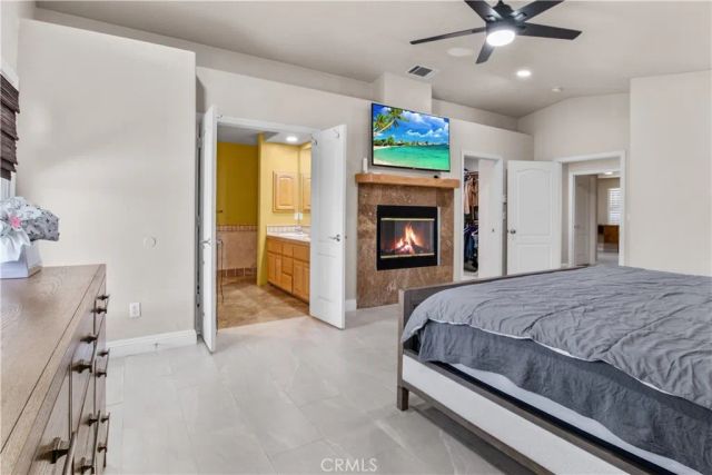 12210 Larch Street, Oak Hills, CA 92344