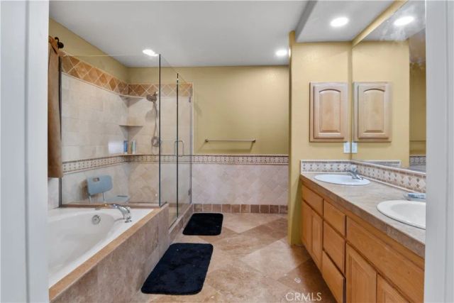 12210 Larch Street, Oak Hills, CA 92344