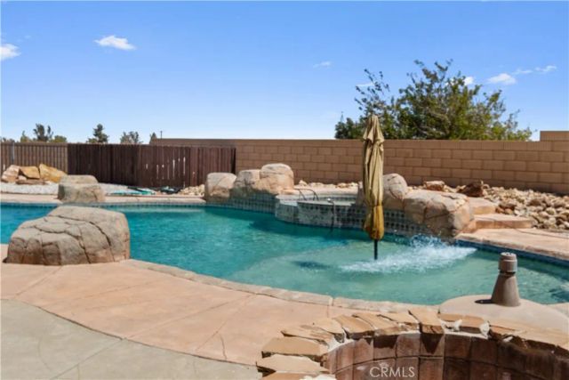 12210 Larch Street, Oak Hills, CA 92344