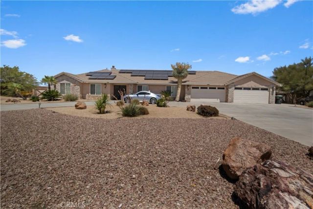 12210 Larch Street, Oak Hills, CA 92344