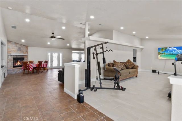 12210 Larch Street, Oak Hills, CA 92344