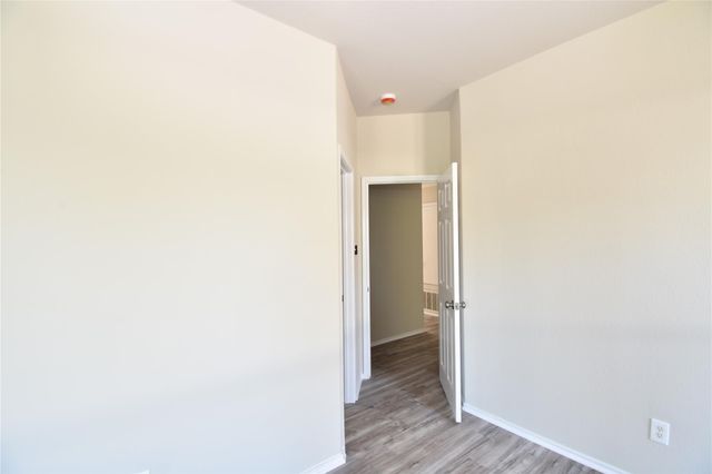 1004 Grey Castle DR, Pflugerville, TX 78660
