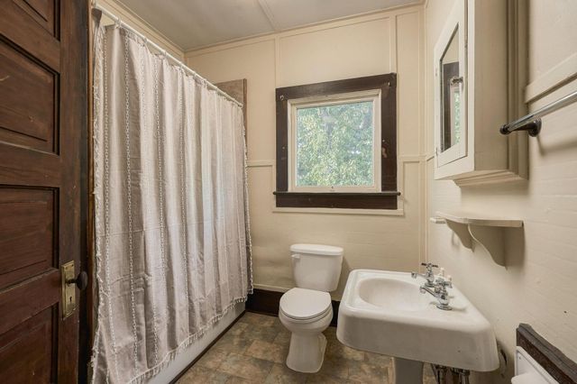 701 E Main Street, Whitesboro, TX 76273