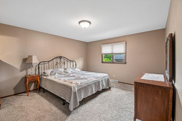 9618 Walnut Drive, Munster, IN 46321