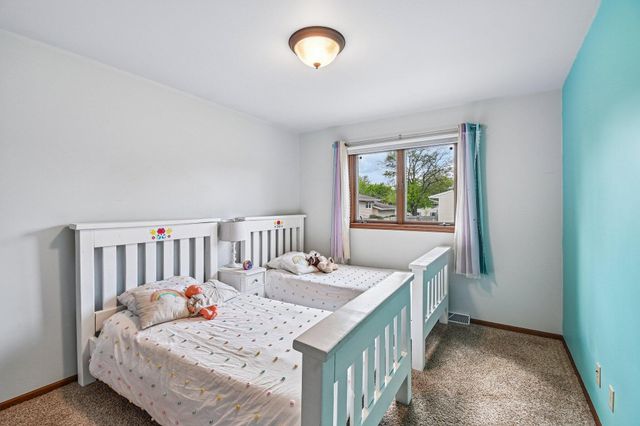 9618 Walnut Drive, Munster, IN 46321
