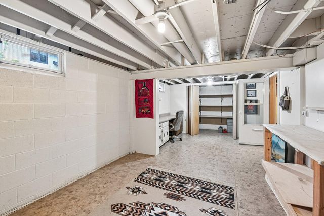 9618 Walnut Drive, Munster, IN 46321