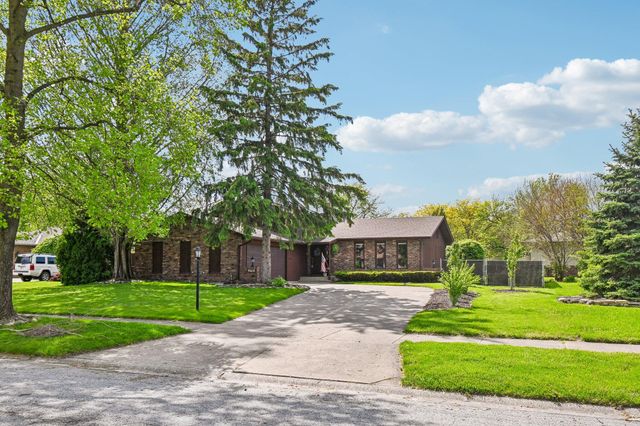 9618 Walnut Drive, Munster, IN 46321