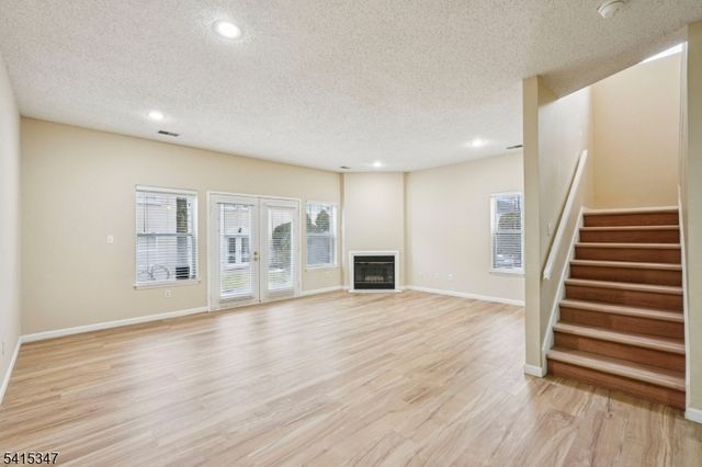 8616 Brittany Dr, Wayne Twp., NJ 07470