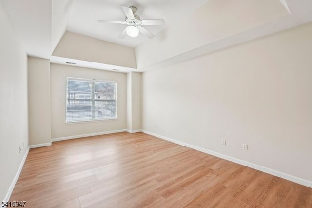 8616 Brittany Dr, Wayne Twp., NJ 07470