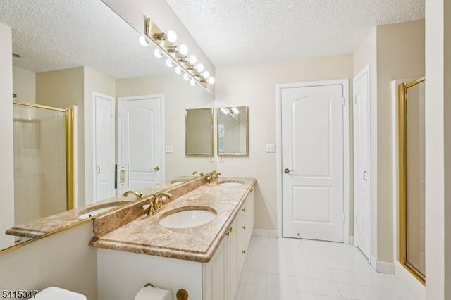 8616 Brittany Dr, Wayne Twp., NJ 07470