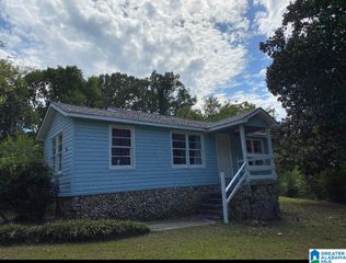301 20TH AVENUE NW, Center Point, AL 35215