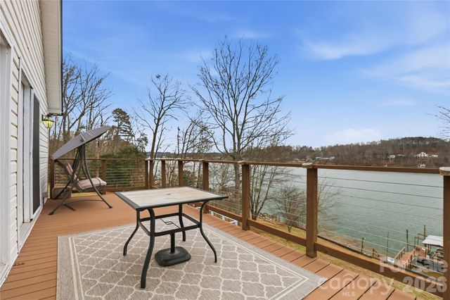 105 Mountain Aire Drive, Stony Point, NC 28678