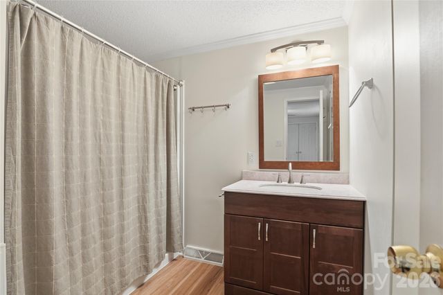 105 Mountain Aire Drive, Stony Point, NC 28678