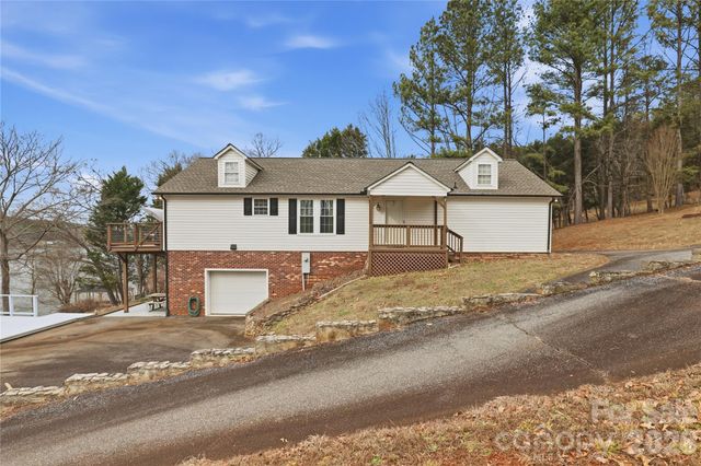 105 Mountain Aire Drive, Stony Point, NC 28678